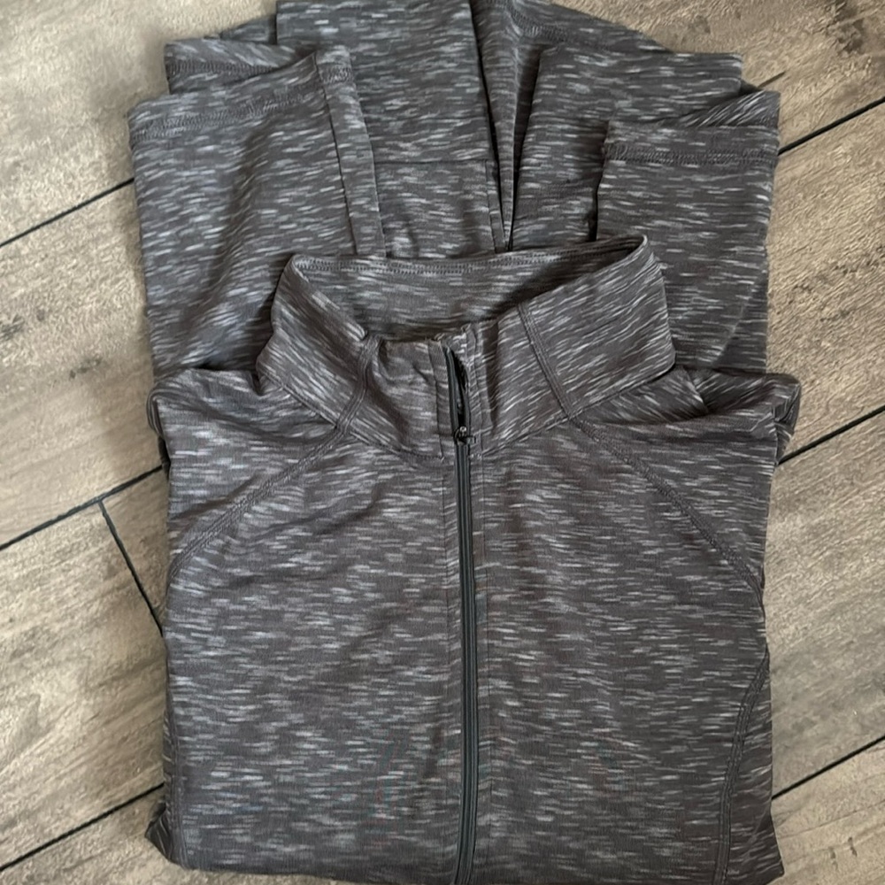 Athletic top